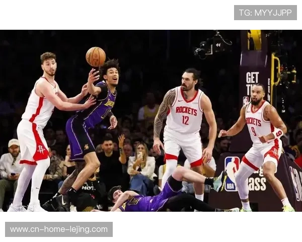 火箭与湖人紧随西部前列，季后赛席位竞争激烈
